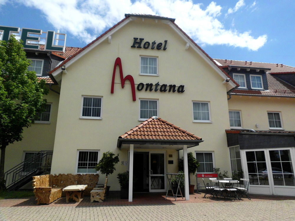 Montana Hotel 3*